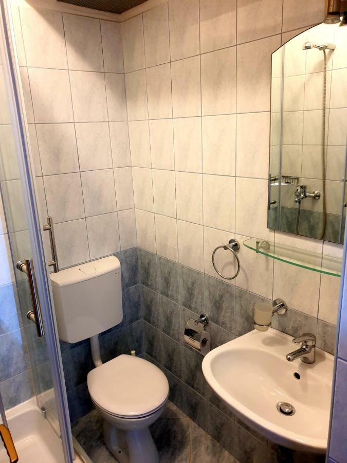 Paras Zečevo Buitenkant foto